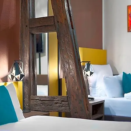 Trip Boutique Frankfurt 2*